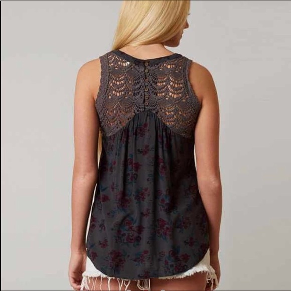 Top - Picture 2 of 2